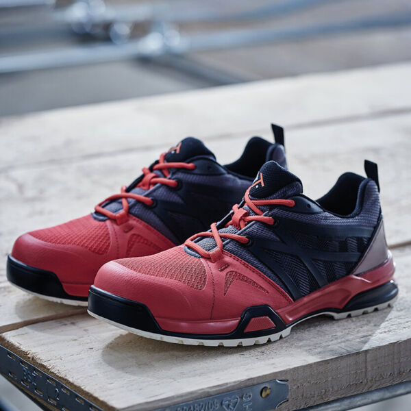 TT Mortify trainers Thumbnail