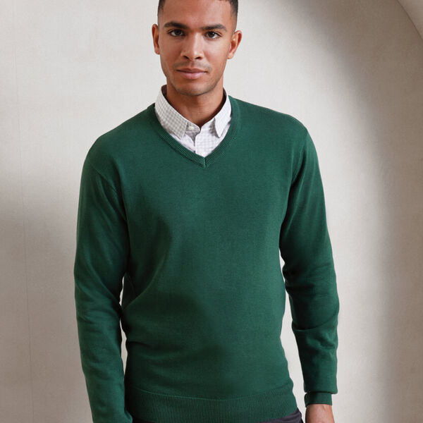 V-neck knitted sweater Thumbnail