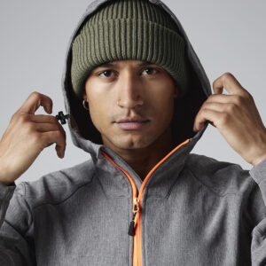 Wind-resistant breathable elements beanie