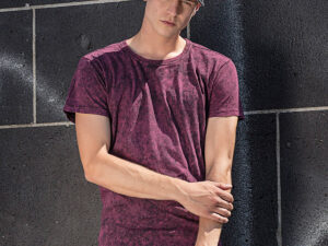 Acid washed tee