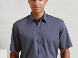 Short sleeve poplin shirt