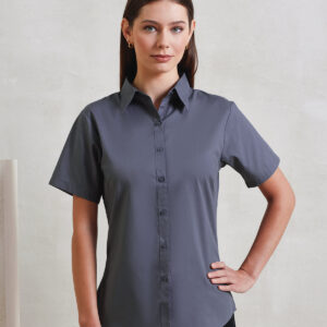 Women's short sleeve poplin blouse