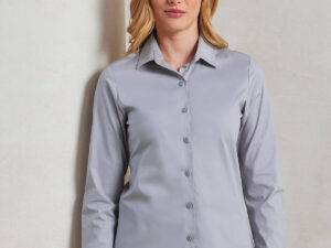 Women's stretch fit cotton poplin long sleeve blouse