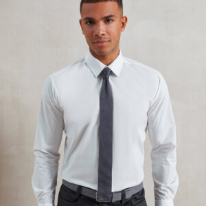 Slim knitted tie