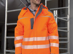 Dynamic softshell coat