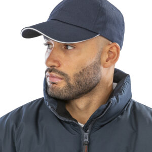 Herringbone cap with sandwich peak