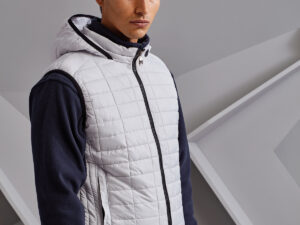 Honeycomb hooded gilet