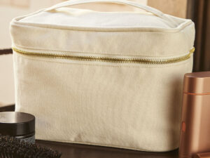 Canvas vanity case