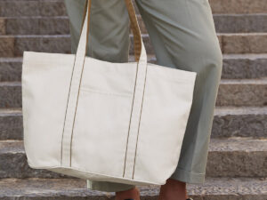 Courtside large tote
